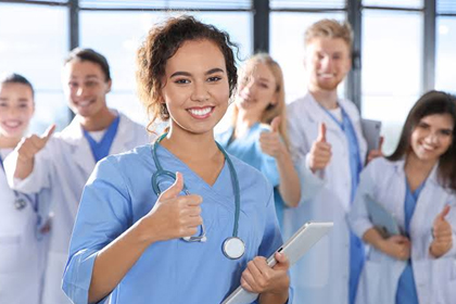 Điều dưỡng lọt TOP ngành có tỷ lệ việc làm và lương cao nhất ở Đức