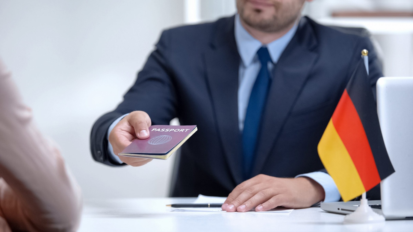 Những điểm đáng lưu ý trong luật nhập cư mới của Đức